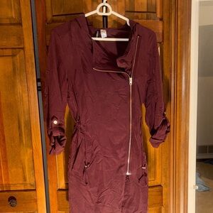 H&M Burgundy Long Sleeve hooded Tunic with Zipper